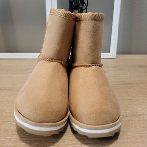 Wonder Nation Girl's Faux Shearling Boots